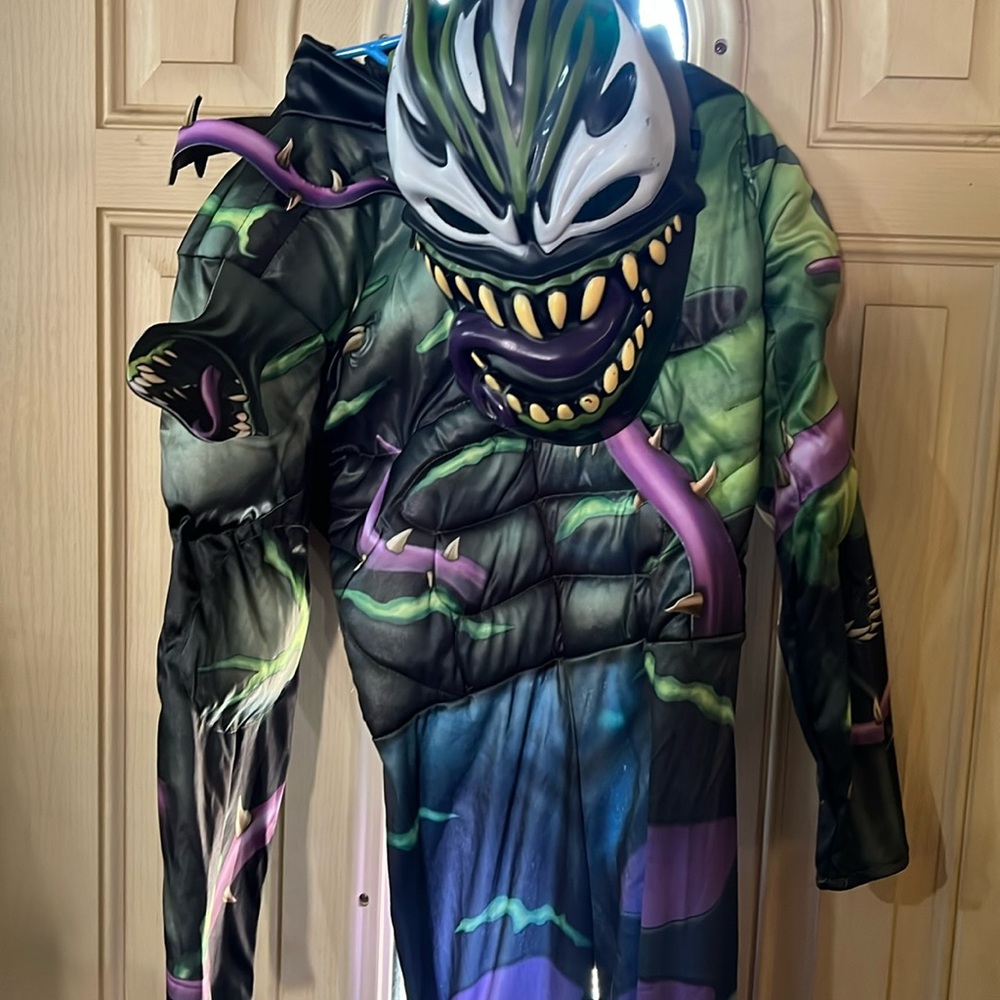 Venom hulk costume